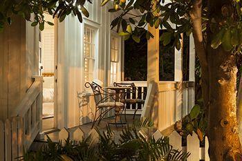 Hotel Paradise (adults Only)